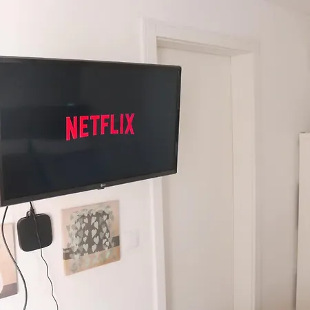 9 Min Metro To Downtown -remote Working - Free Parking *