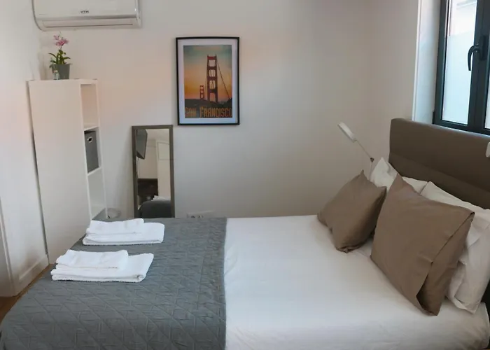 Διαμέρισμα 9 Min Metro To Downtown -remote Working - Free Parking *